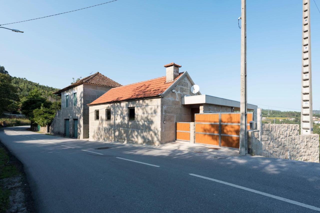Lovelystay - Casa Guimas Penafiel Exterior foto
